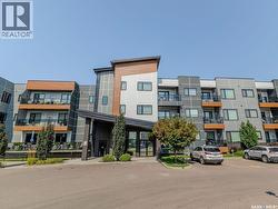 313 105 Willis CRESCENT  Saskatoon, SK S7T 0Z3