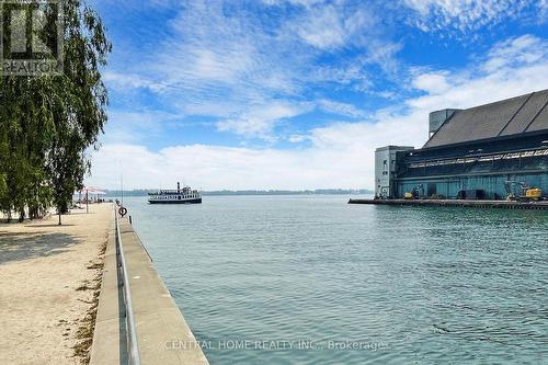 620 - 130 Queens Quay E, Toronto, ON 