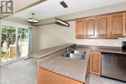 118 Braddock Private, Ottawa, ON 