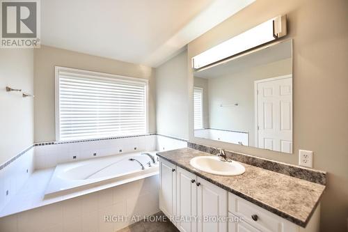 118 Braddock Private, Ottawa, ON 