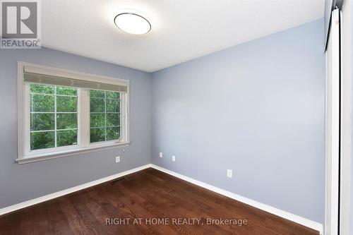 118 Braddock Private, Ottawa, ON 