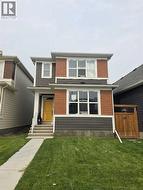 56 Rowmont Common NW  Calgary, AB T3L 0L1