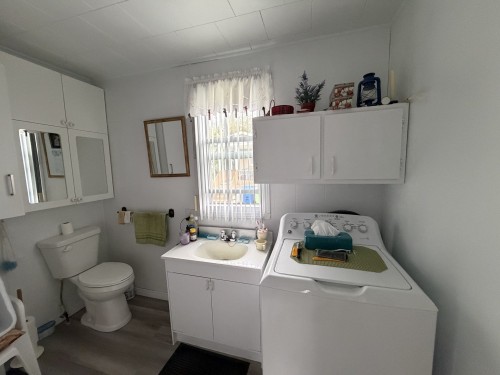 Salle de bains - 75 Route De L'Abbé-Arsenault, Chandler, QC 