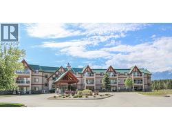 701 14A Crescent Unit# 336I Invermere, BC V0A 1K0