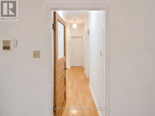 586 HURON STREET , Toronto, Ontario M5R 2R7 4