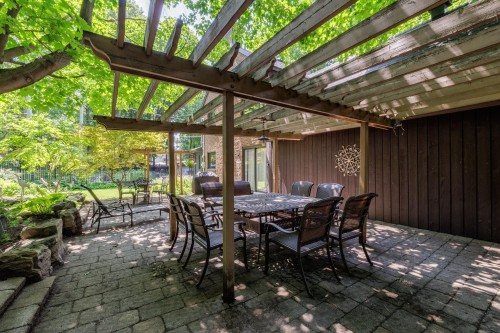 Cour - 538 Av. Westhill, Beaconsfield, QC 