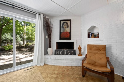 Salle familiale - 538 Av. Westhill, Beaconsfield, QC 