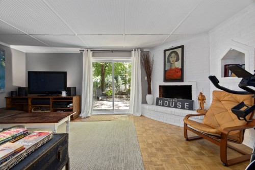 Salle familiale - 538 Av. Westhill, Beaconsfield, QC 