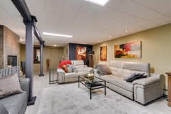 Family Room - 