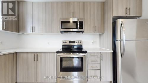 16 - 2710 William Jackson Drive E, Pickering, ON 