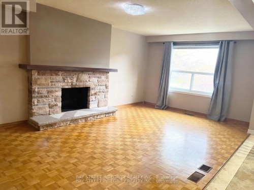 61 MORBANK DRIVE , Toronto, Ontario M1V 2M1 5