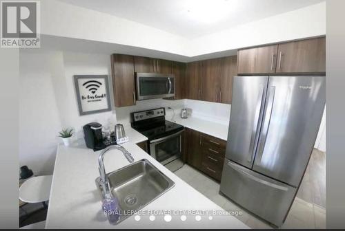 718 - 60 Dunsheath Way, Markham, ON 