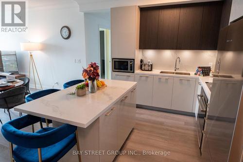 A 3207 - 8 WATER WALK DRIVE , Markham, Ontario L3R 6L4 3