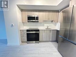 403 - 556 MARLEE AVENUE  Toronto, ON M6B 0B1