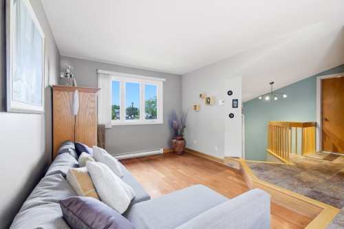 Living Room - 7 Rue Côté, Saint-Constant, QC 