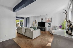 Salon - 