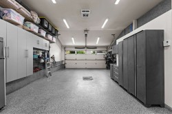 Garage - 