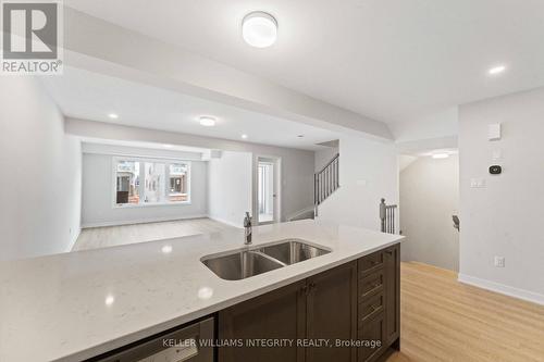588 Woven Private, Ottawa, ON 