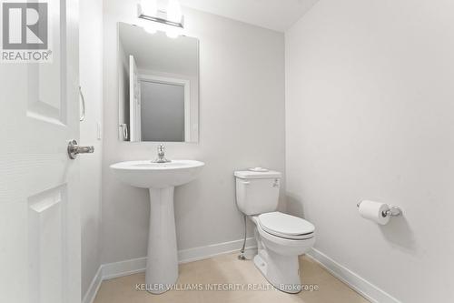 588 Woven Private, Ottawa, ON 