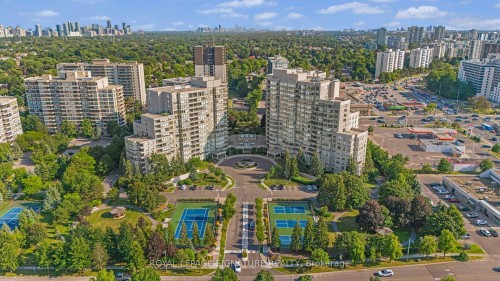 1410-11 Townsgate Drive  Vaughan, ON L4J 8G4