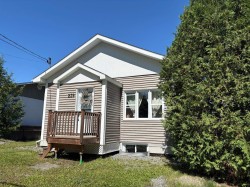 239 Rue Lauzon  Rouyn-Noranda, QC J9X 3T6