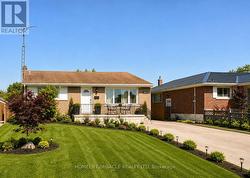 7150 DOUGLAS CRESCENT Niagara Falls, ON L2G 3C4