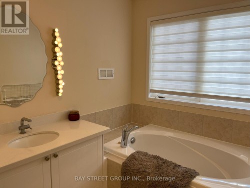 BEDROOM - 49 WALKVIEW CRESCENT , Richmond Hill, Ontario L4E 4H5 3