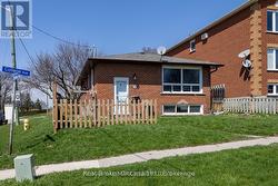 MAIN - 324 COLLEGE AVENUE  Oshawa, ON L1J 1S1