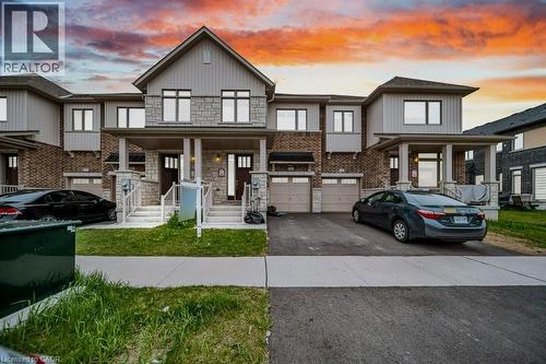 3 CAPTON Street  Brantford, ON L3Z 3E5