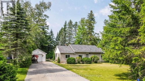774 JAMES STREET  Innisfil, ON L9S 2G6