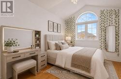 Virtually staged bedroom - 