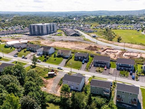 75 Burgess Crescent, Windsor, NS 