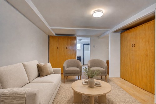 Salle familiale - 1 Rue Fortin, Boisbriand, QC 