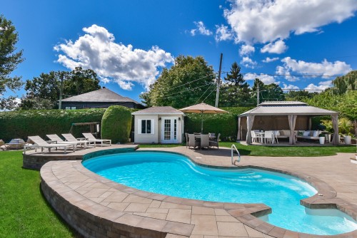 Piscine - 1 Rue Fortin, Boisbriand, QC 
