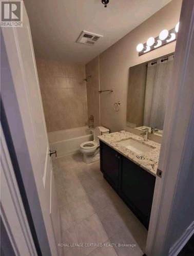 724 - 2490 OLD BRONTE ROAD , Oakville, Ontario L6M 4J2 5