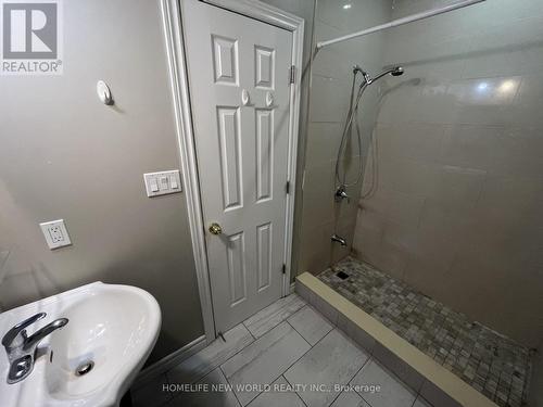 7 Symphony Gate, Markham, ON 