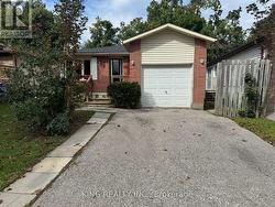139 HICKLING TRAIL  Barrie, ON L4M 5T7