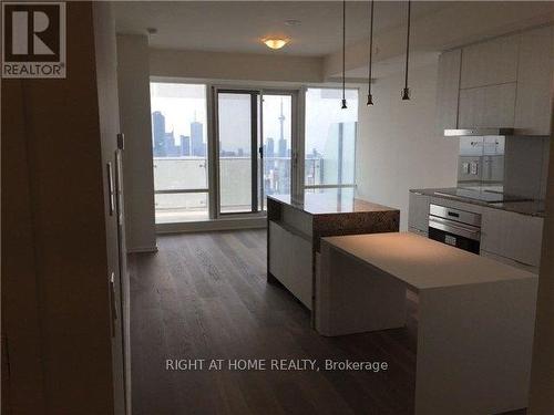 6305 - 1 BLOOR STREET E , Toronto, Ontario M4W 1A9 2