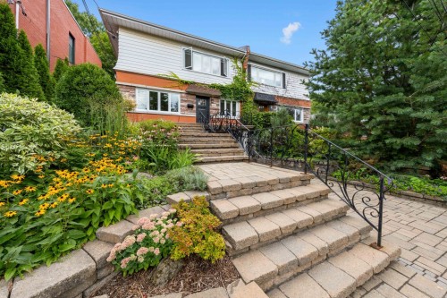 4057 Av. Madison  Montréal (Côte-Des-Neiges/Notre-Dame-De-Grâce), QC H4B 2T8