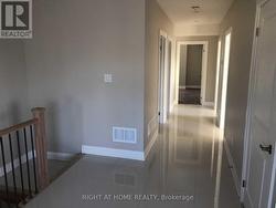 4 - 31 ALMA AVENUE  Toronto, ON M6J 1N2