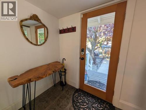 5262 Manson Ave, Powell River, BC 