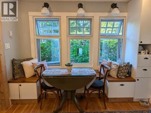 5262 Manson Ave, Powell River, BC 