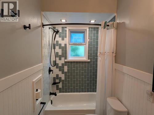 5262 Manson Ave, Powell River, BC 