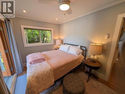 5262 Manson Ave, Powell River, BC 
