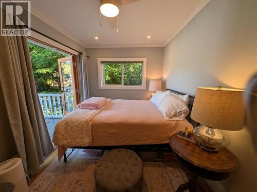 5262 Manson Ave, Powell River, BC 