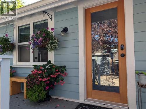 5262 Manson Ave, Powell River, BC 