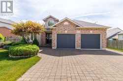 8532 HEIKOOP CRESCENT  Niagara Falls (Forestview), ON L2H 3J7