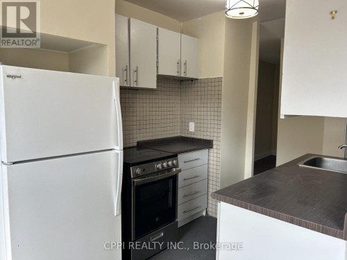 202 - 3 HILL HEIGHTS ROAD , Toronto, Ontario M8Y 1Z1 3