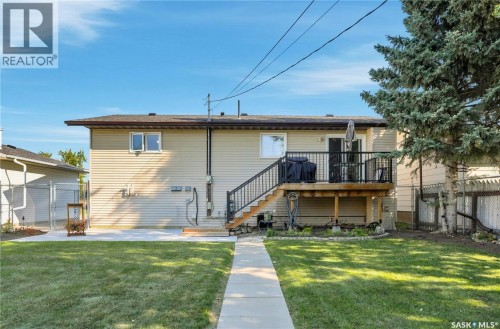 402 Fehr Crescent, Martensville, SK 