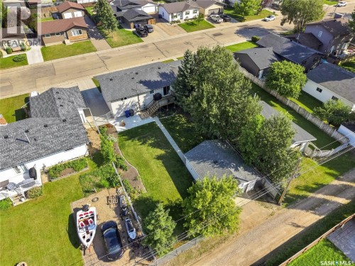 402 Fehr Crescent, Martensville, SK 